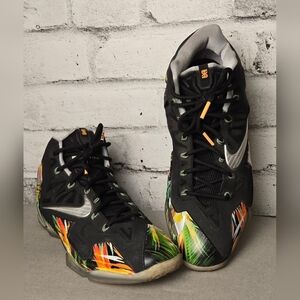 Nike LeBron 11 Kings Pride Mens 11 Black Tropical Camo Basketball Sneakers